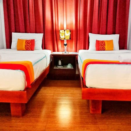 Discover Boracay Hotel Kalibo Esterno foto