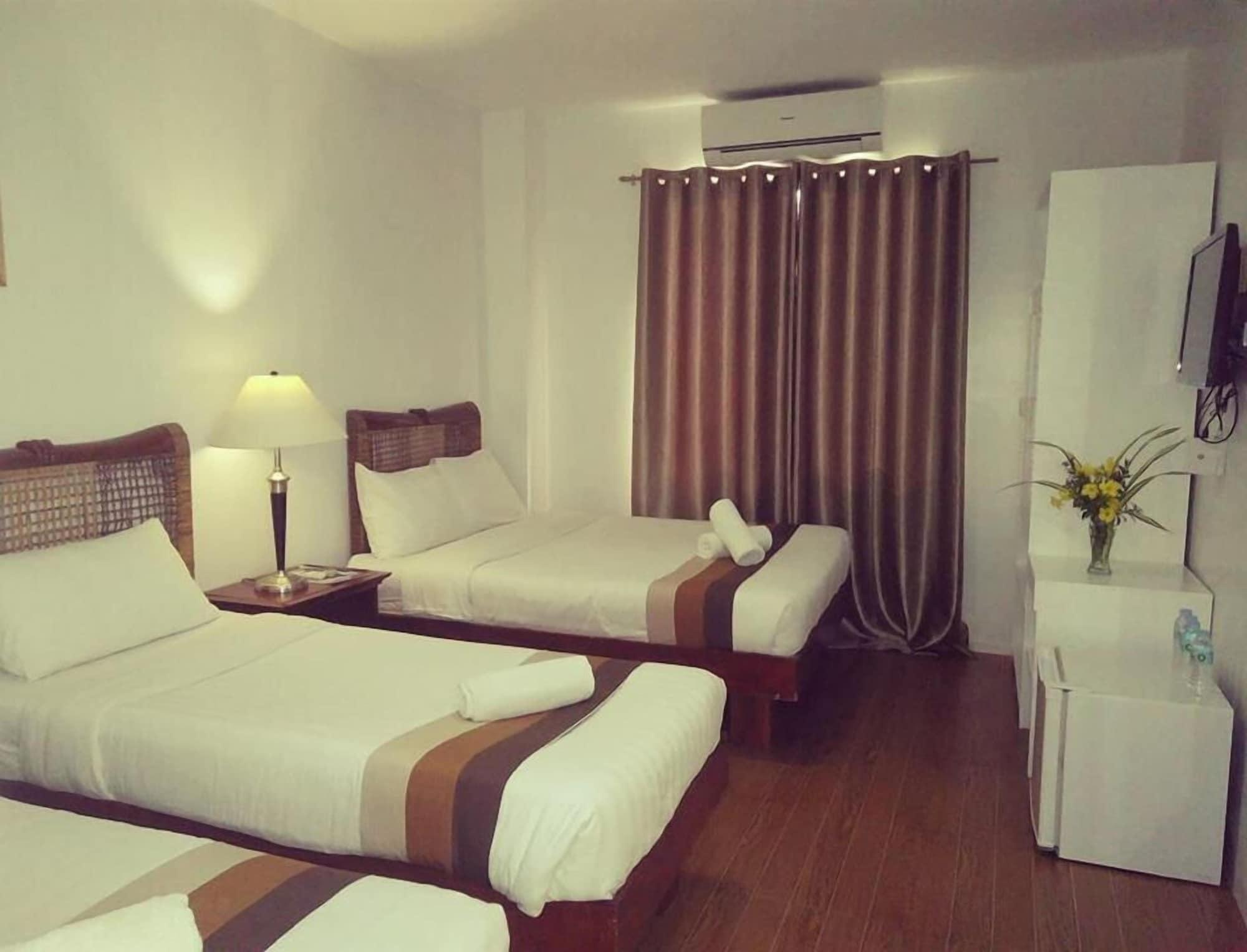 Discover Boracay Hotel Kalibo Esterno foto