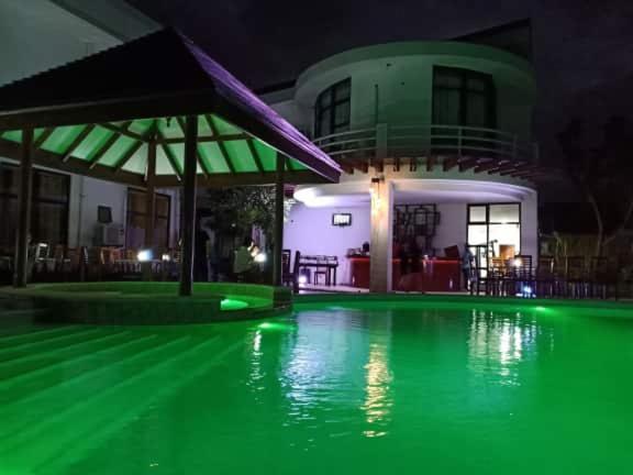 Discover Boracay Hotel Kalibo Esterno foto